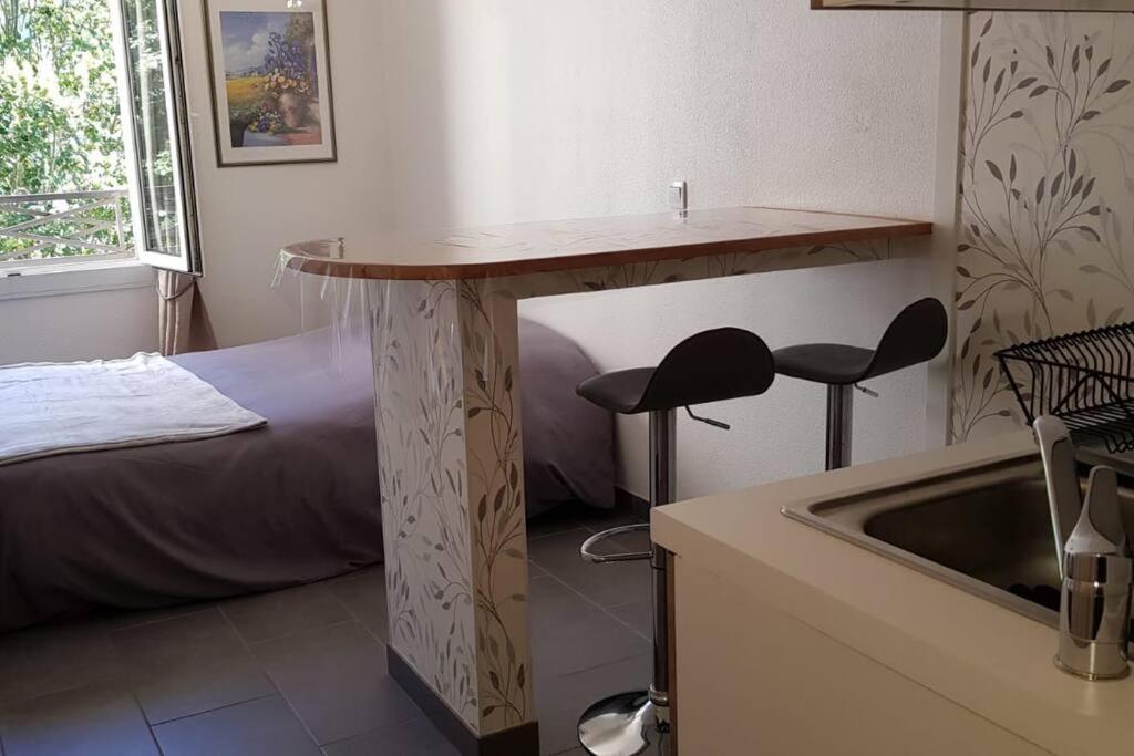 Cosy flat Apartment Биси Сен Жорж Екстериор снимка